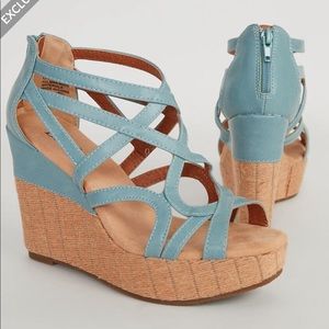 BKE Sole “Ocean” Platform Wedge Sandals 9